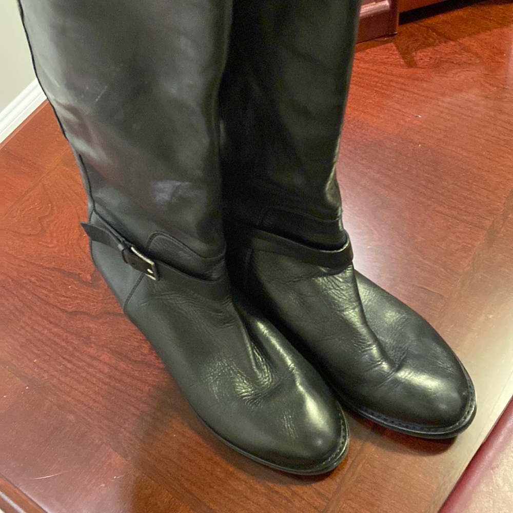Boots for women